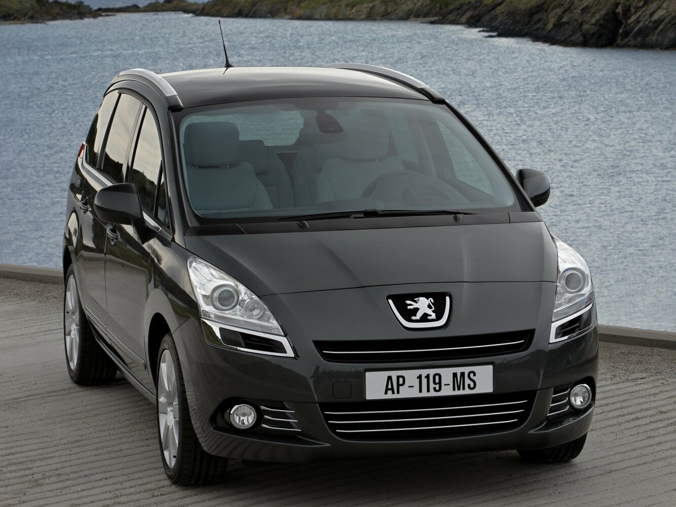 Peugeot 5008 I, 2010, фото 2