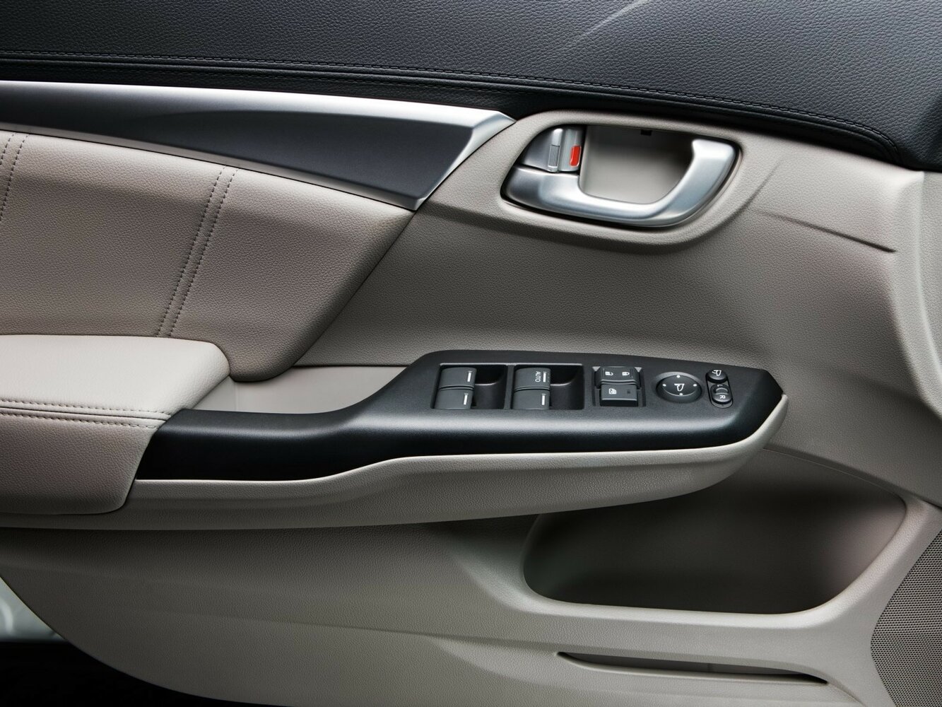 Honda Civic IX Рестайлинг, 2014, фото 15