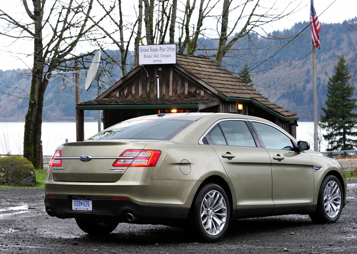 Ford Taurus VI Рестайлинг, 2016, фото 2