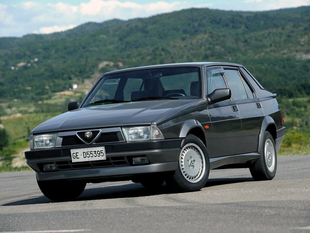 Alfa Romeo 75 I Рестайлинг, 1990, фото 5