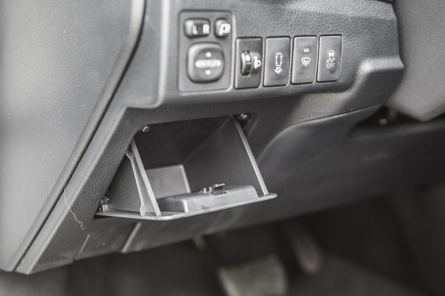 Toyota Corolla XI (E160, E170, E180), 2013, фото 4