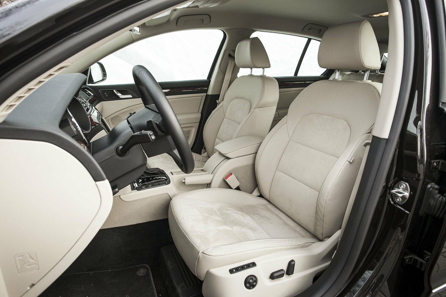 Skoda Superb II Рестайлинг, 2015, фото 23