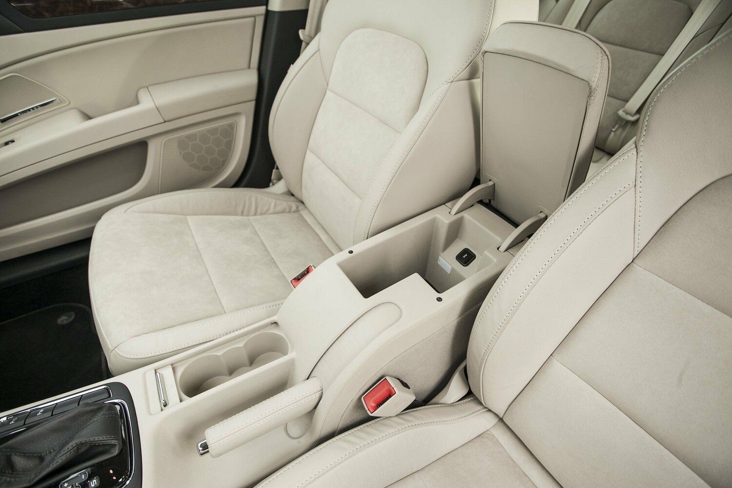 Skoda Superb II Рестайлинг, 2015, фото 29