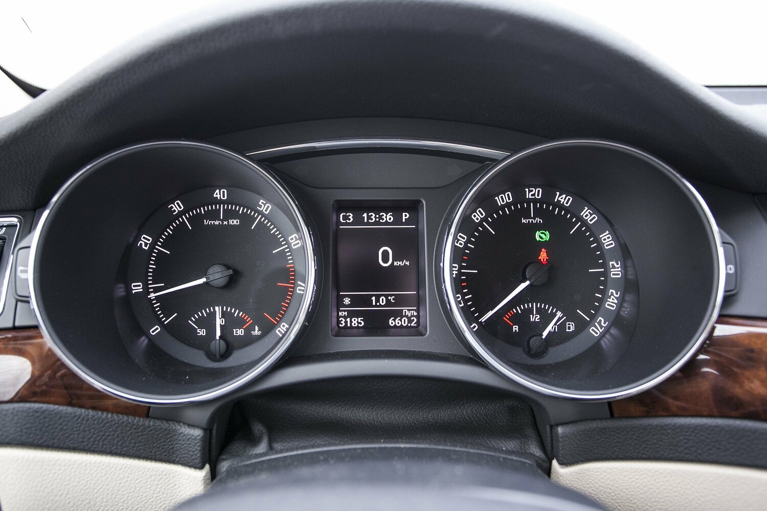 Skoda Superb II Рестайлинг, 2015, фото 11