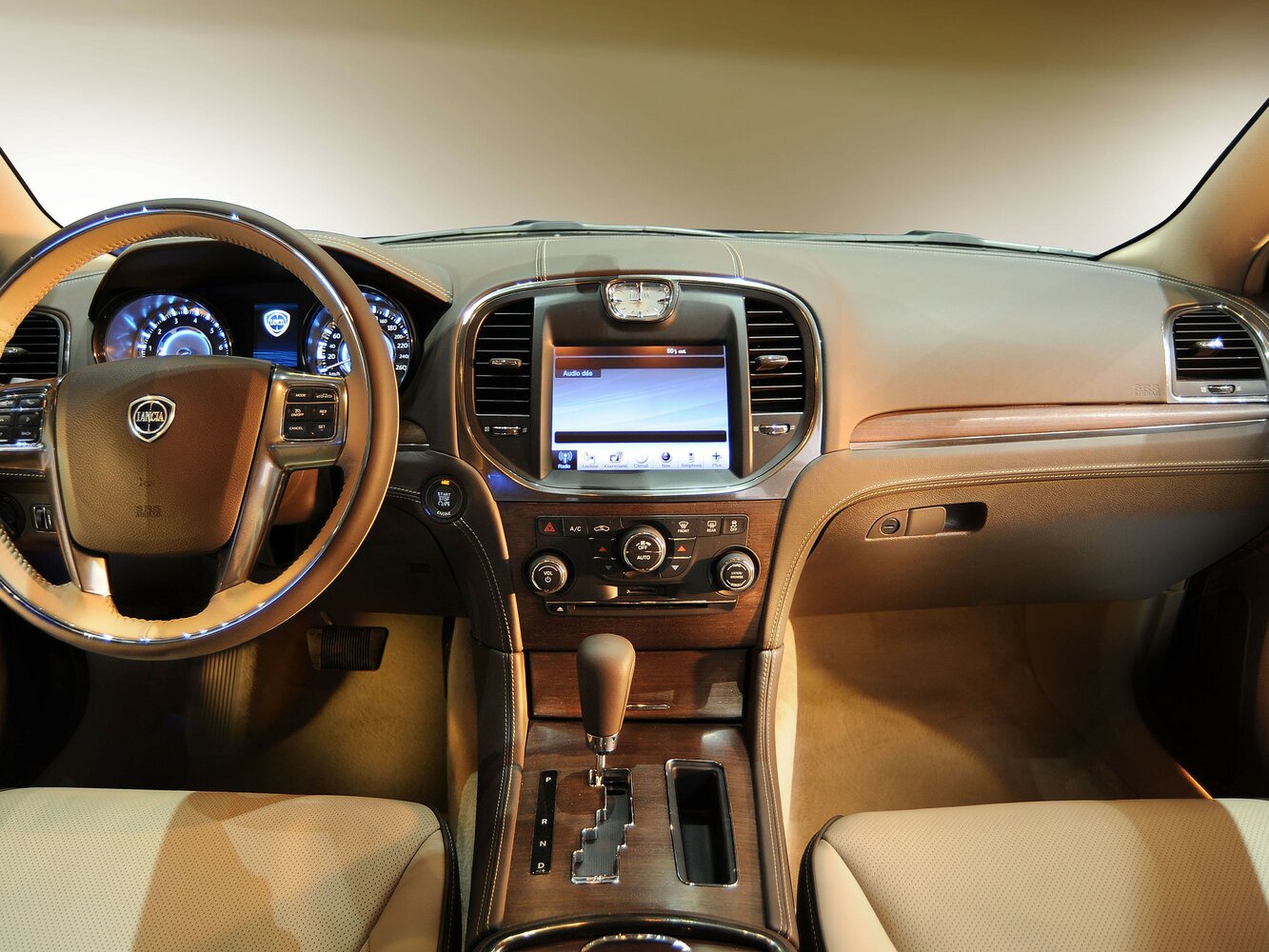 Lancia Thema II, 2011, фото 7