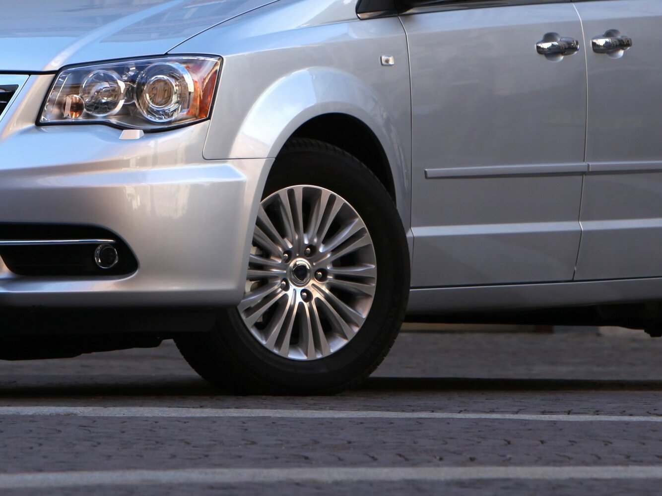 Lancia Voyager, 2012, фото 4
