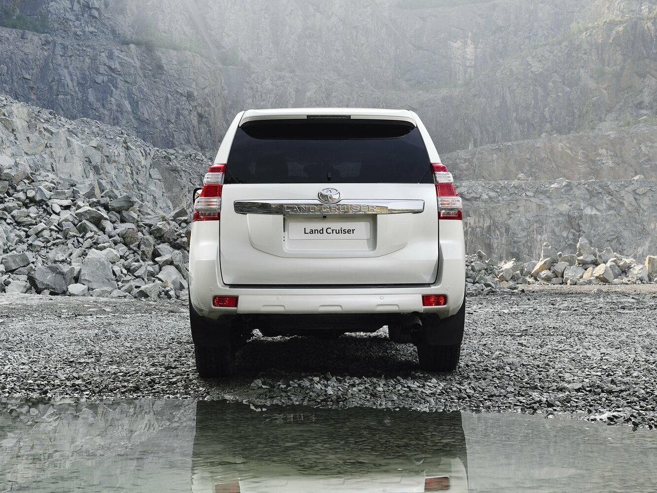 Toyota Land Cruiser Prado 150 Series Рестайлинг 1, 2015, фото 3