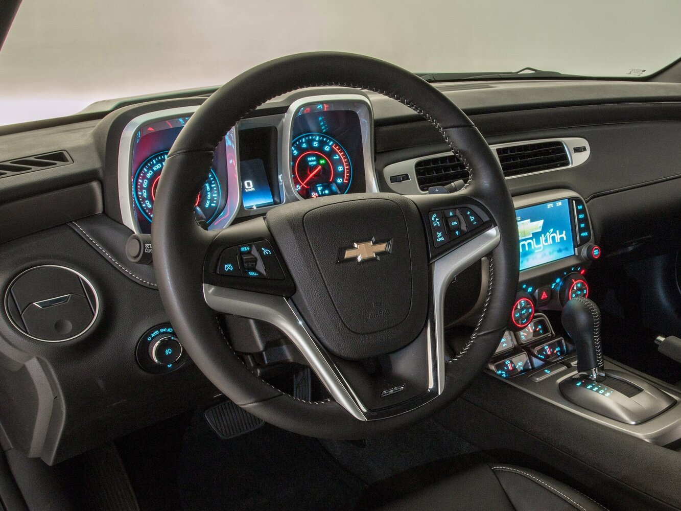 Chevrolet Camaro V Рестайлинг, 2013, фото 3