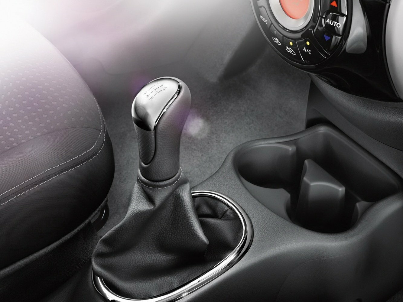 Nissan Micra IV (K13) Рестайлинг, 2015, фото 12