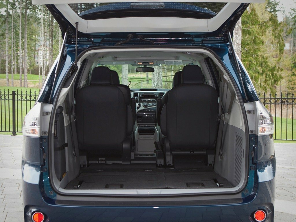 Toyota Sienna III, 2010, фото 14