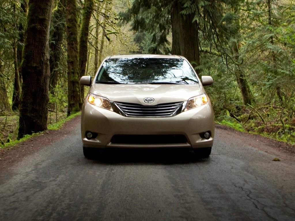 Toyota Sienna III, 2010, фото 9