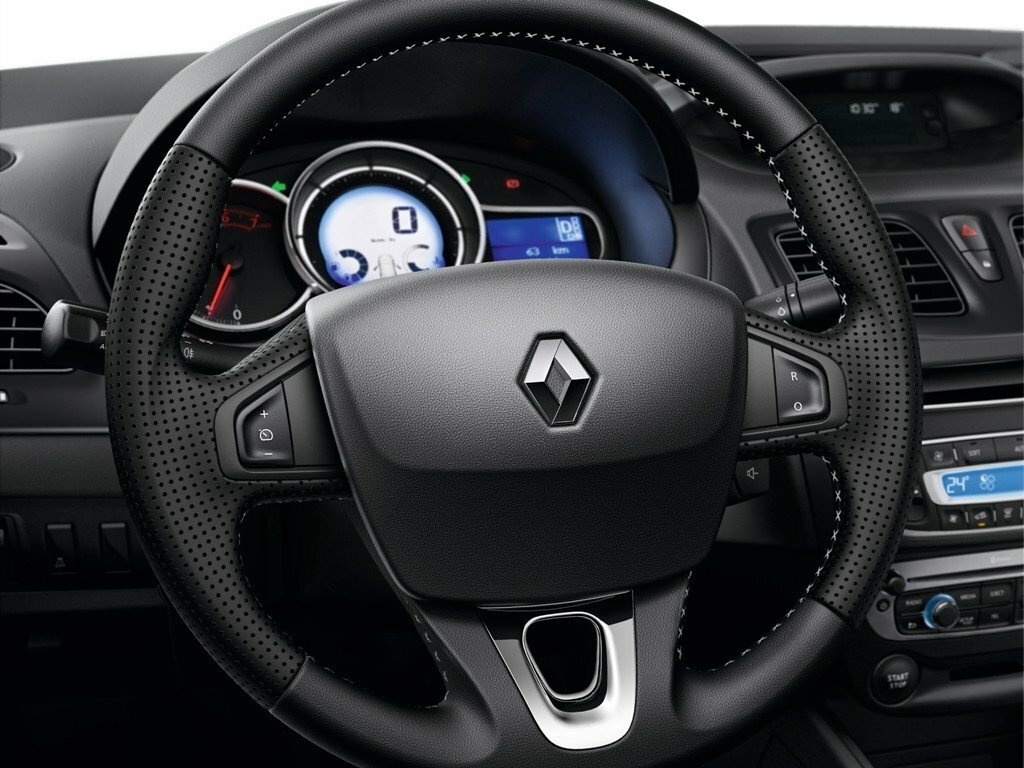 Renault Megane III Рестайлинг 2, 2015, фото 9