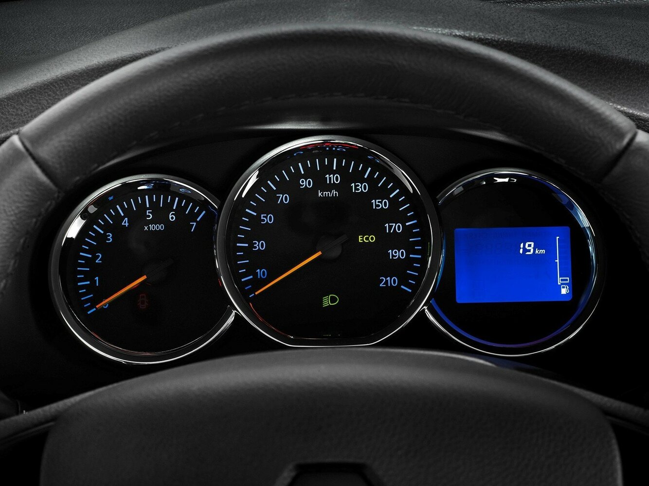 Renault Logan II, 2017, фото 2