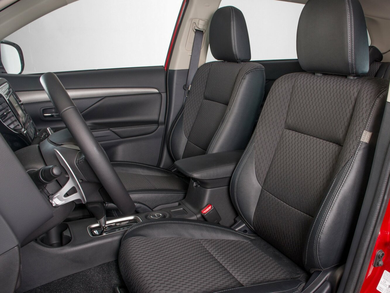 Mitsubishi Outlander III Рестайлинг, 2014, фото 6