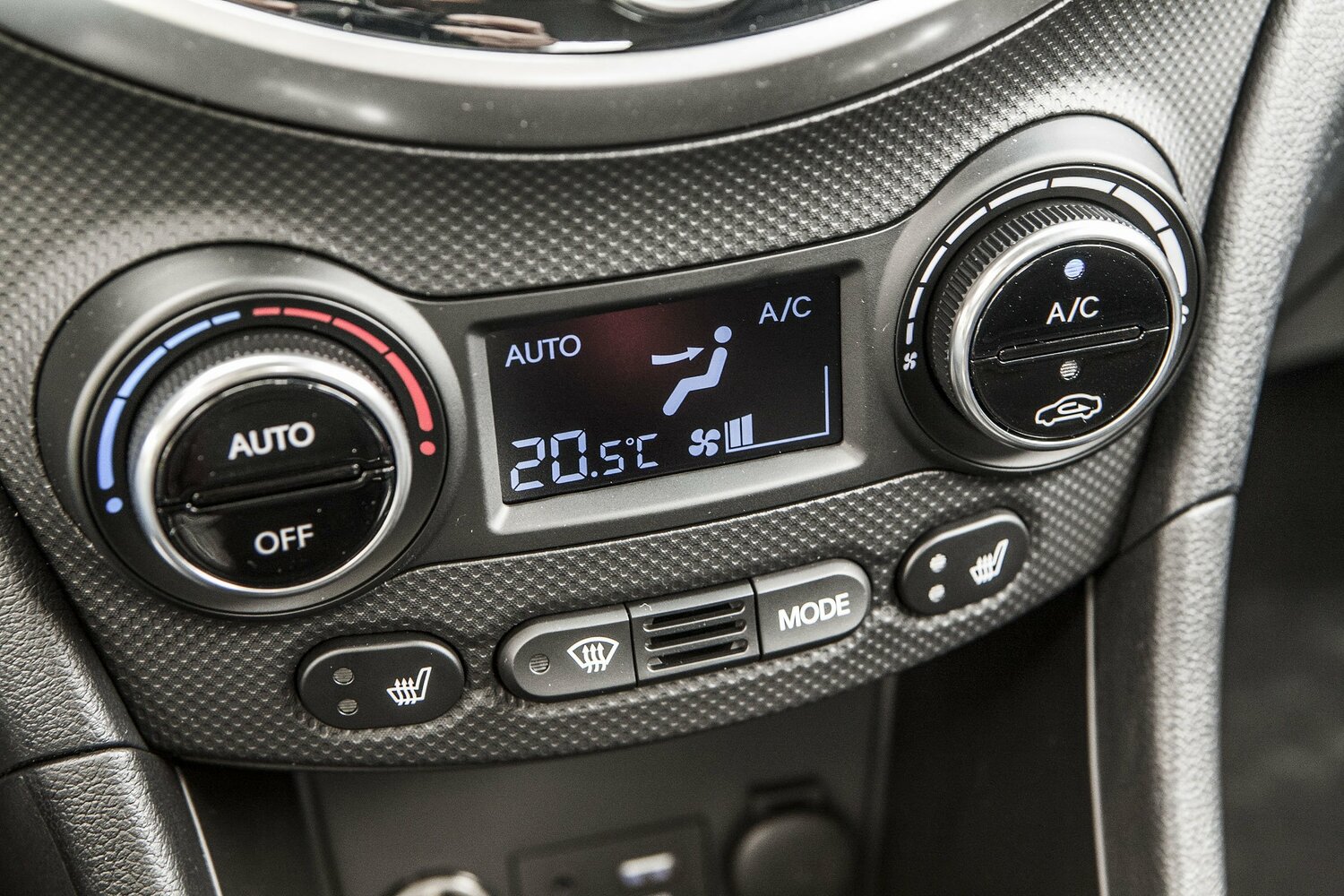 Hyundai Solaris I Рестайлинг, 2014, фото 24