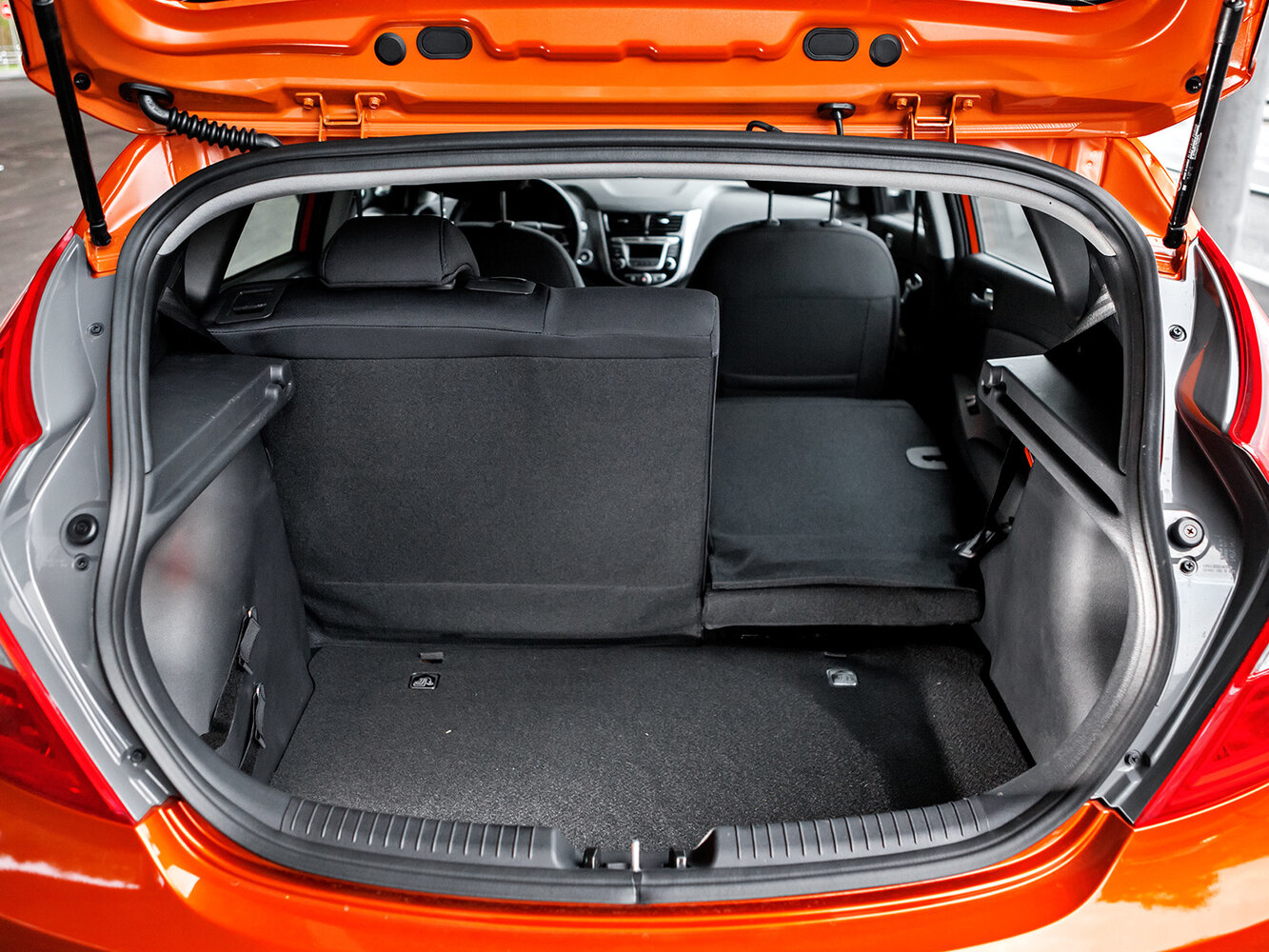 Hyundai Solaris I Рестайлинг, 2014, фото 12