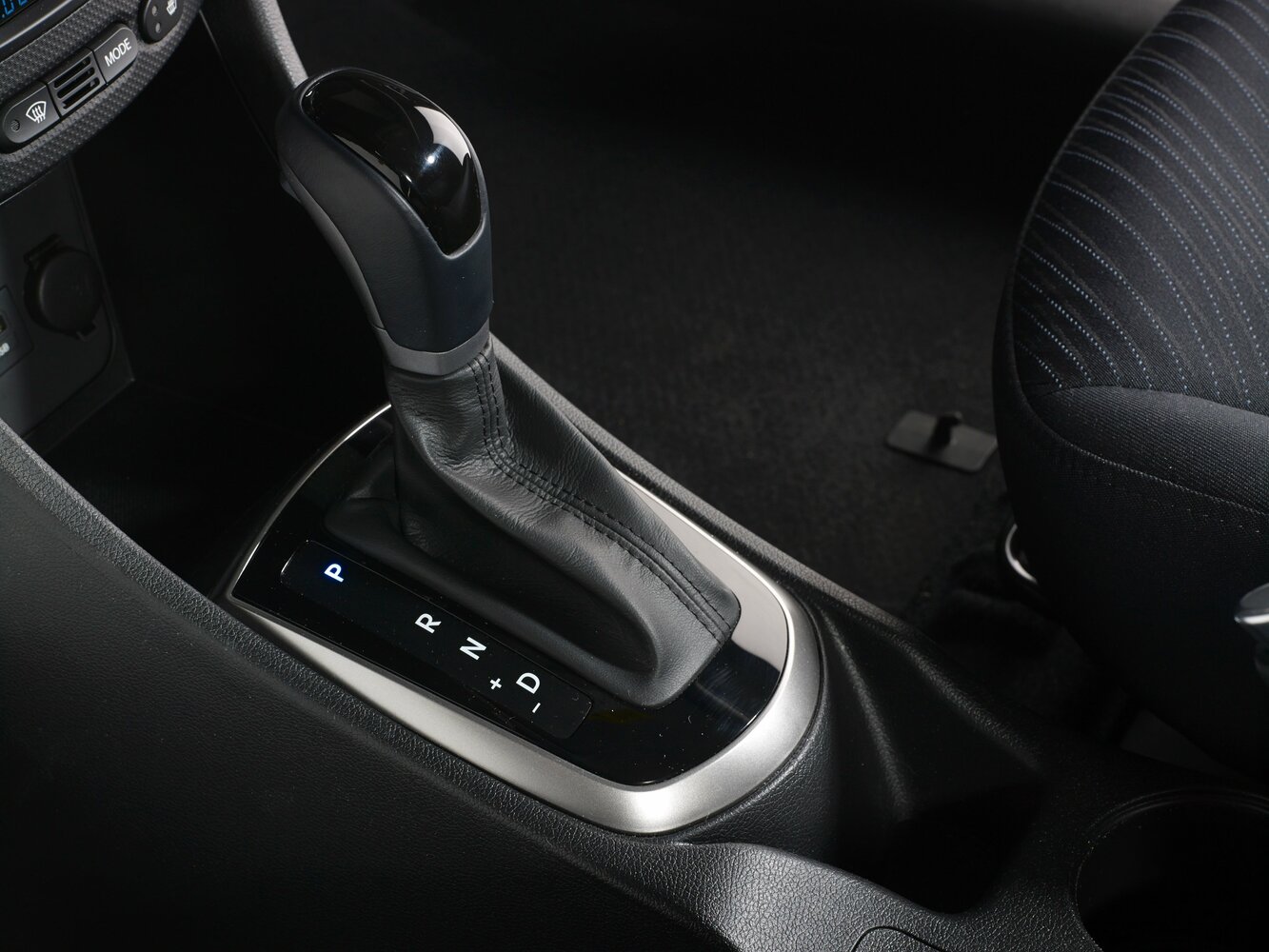Hyundai Solaris I Рестайлинг, 2014, фото 7