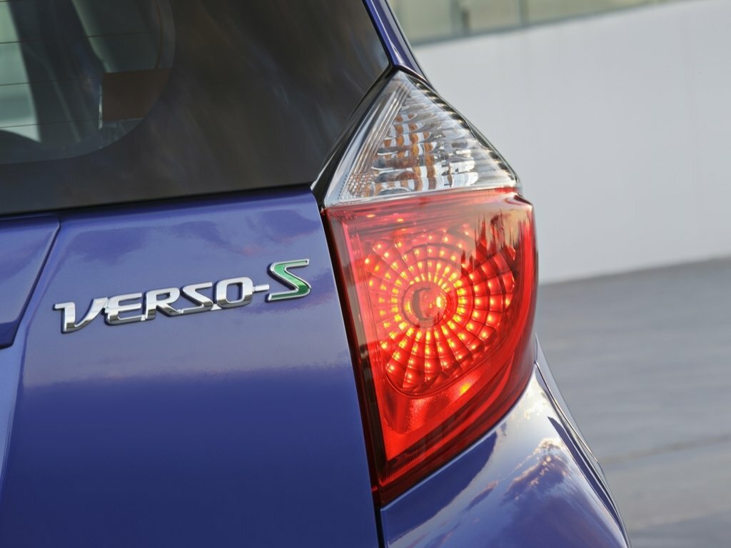 Toyota Verso-S, 2011, фото 7