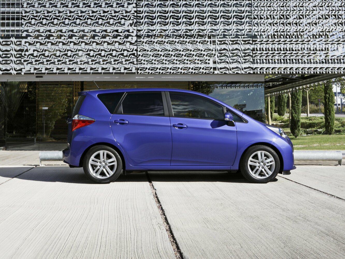 Toyota Verso-S, 2011, фото 11