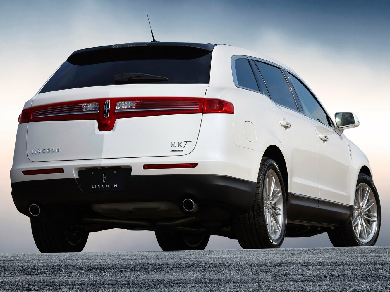 Lincoln MKT I Рестайлинг, 2015, фото 19