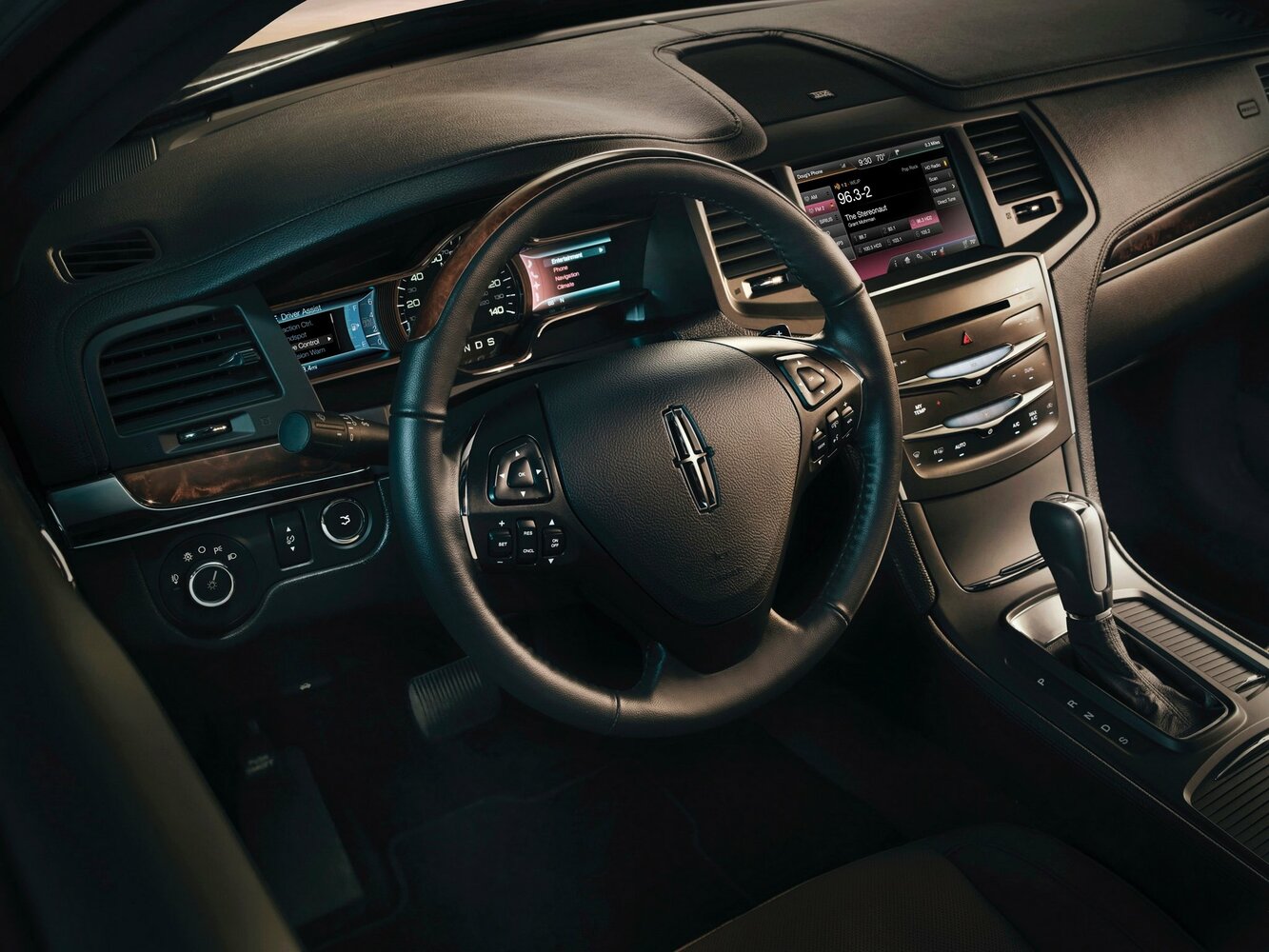 Lincoln MKS I Рестайлинг, 2016, фото 10