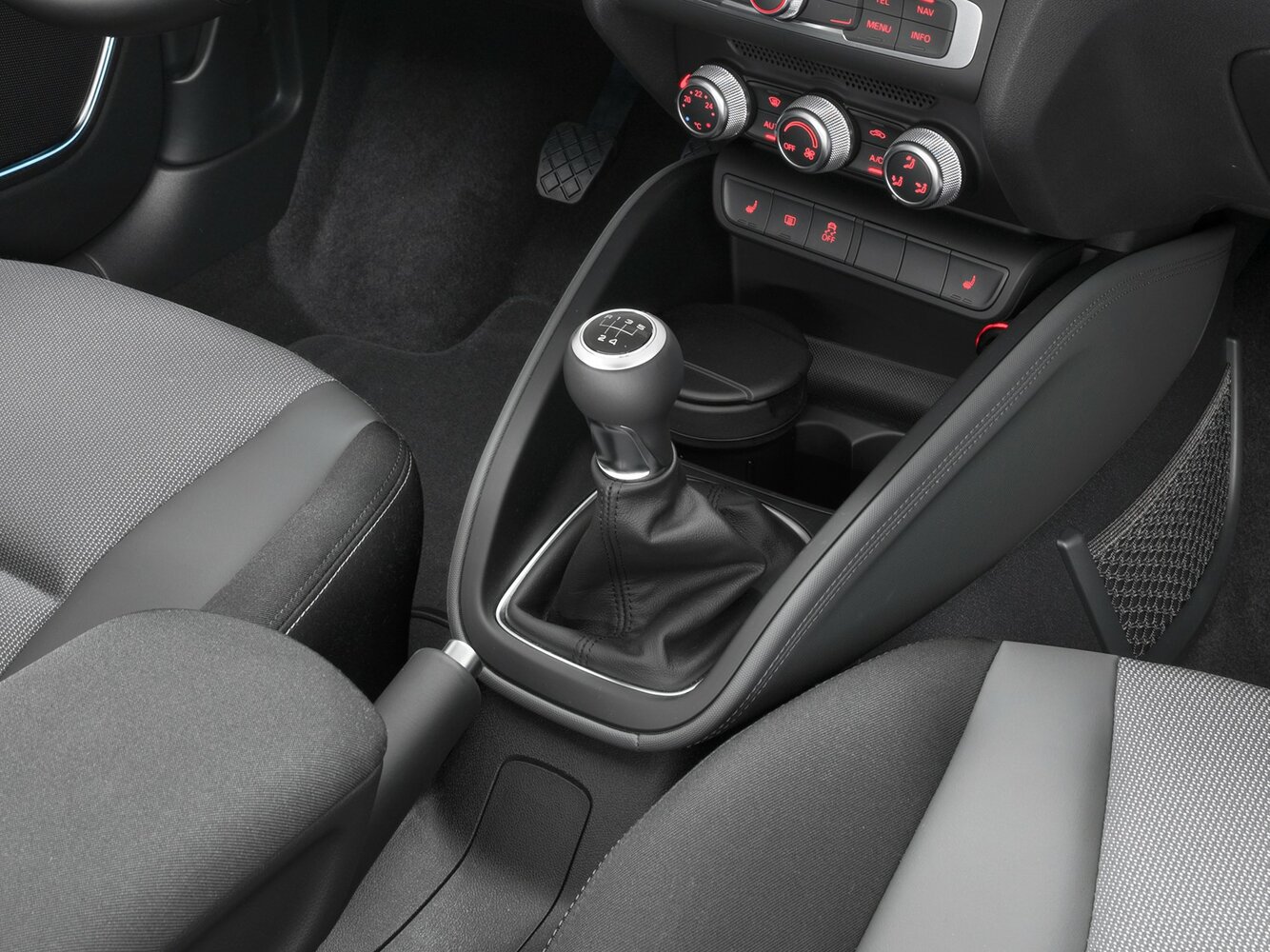 Audi A1 I (8X) Рестайлинг, 2015, фото 2