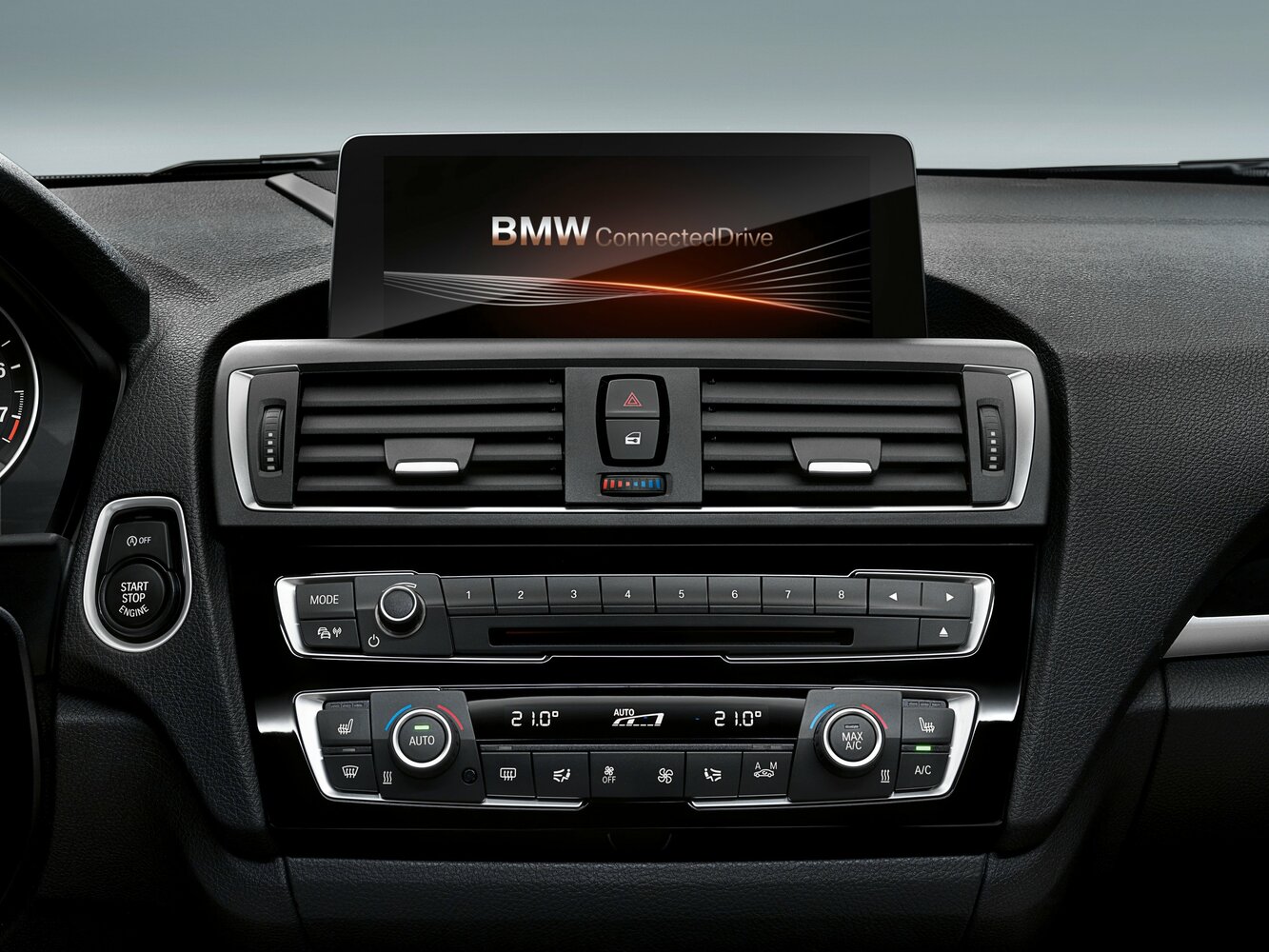 BMW 1 series II (F20/F21) Рестайлинг, 2016, фото 17