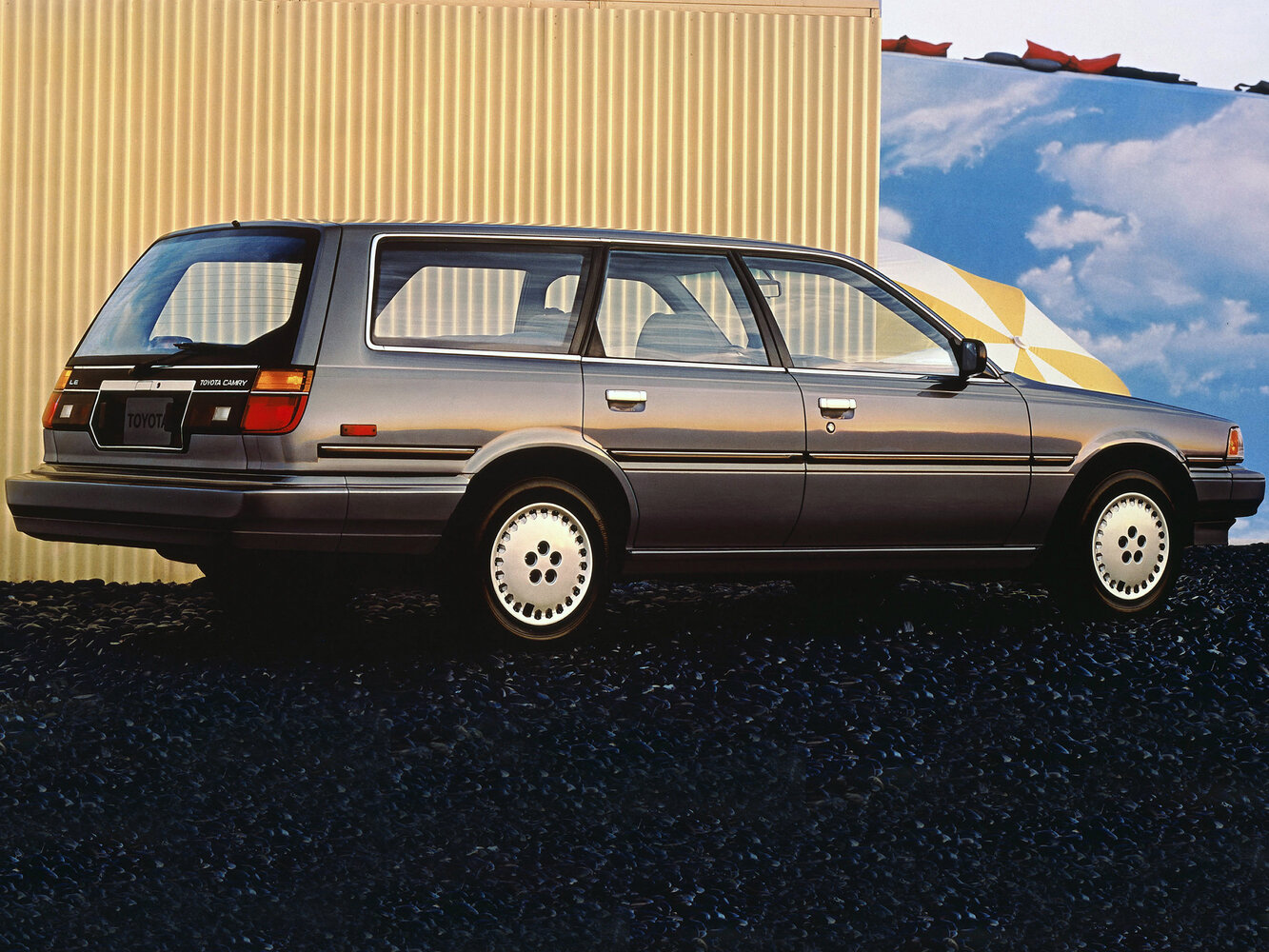 Toyota Camry II (V20), 1986, фото 3