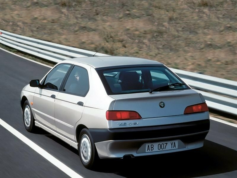 Alfa Romeo 146, 2000, фото 6