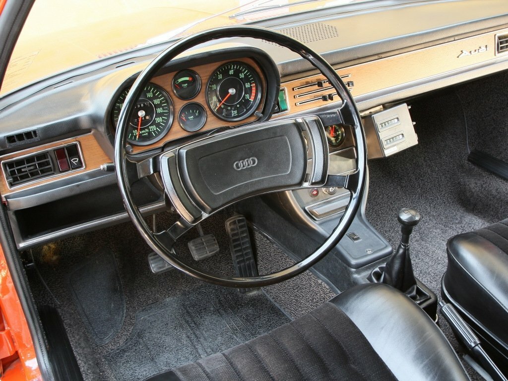 Audi 100 I (C1), 1975, фото 4