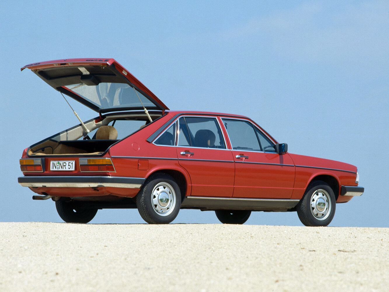 Audi 100 II (C2), 1976, фото 3