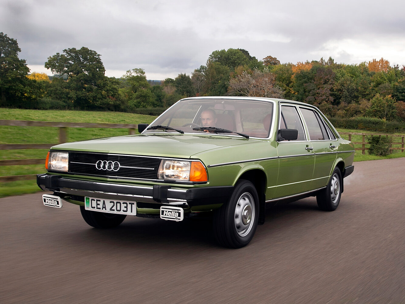 Audi 100 II (C2), 1976, фото 2