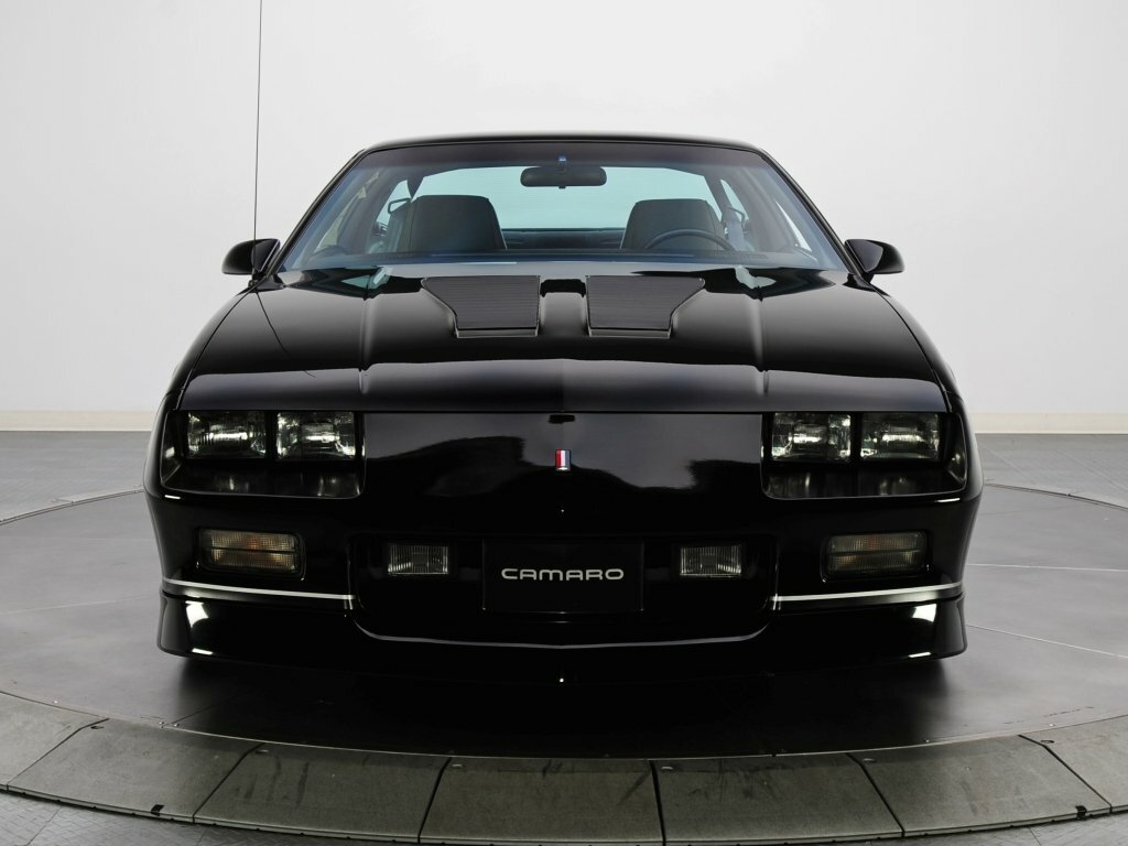 Chevrolet Camaro III Рестайлинг, 1991, фото 4