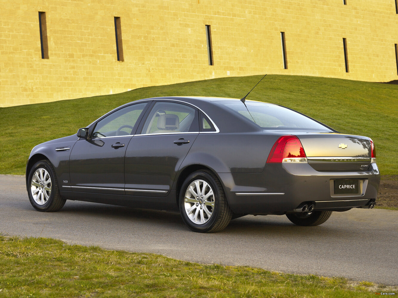 Chevrolet Caprice VI, 2010, фото 3
