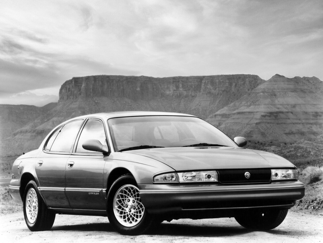 Chrysler LHS I, 1997, фото 3