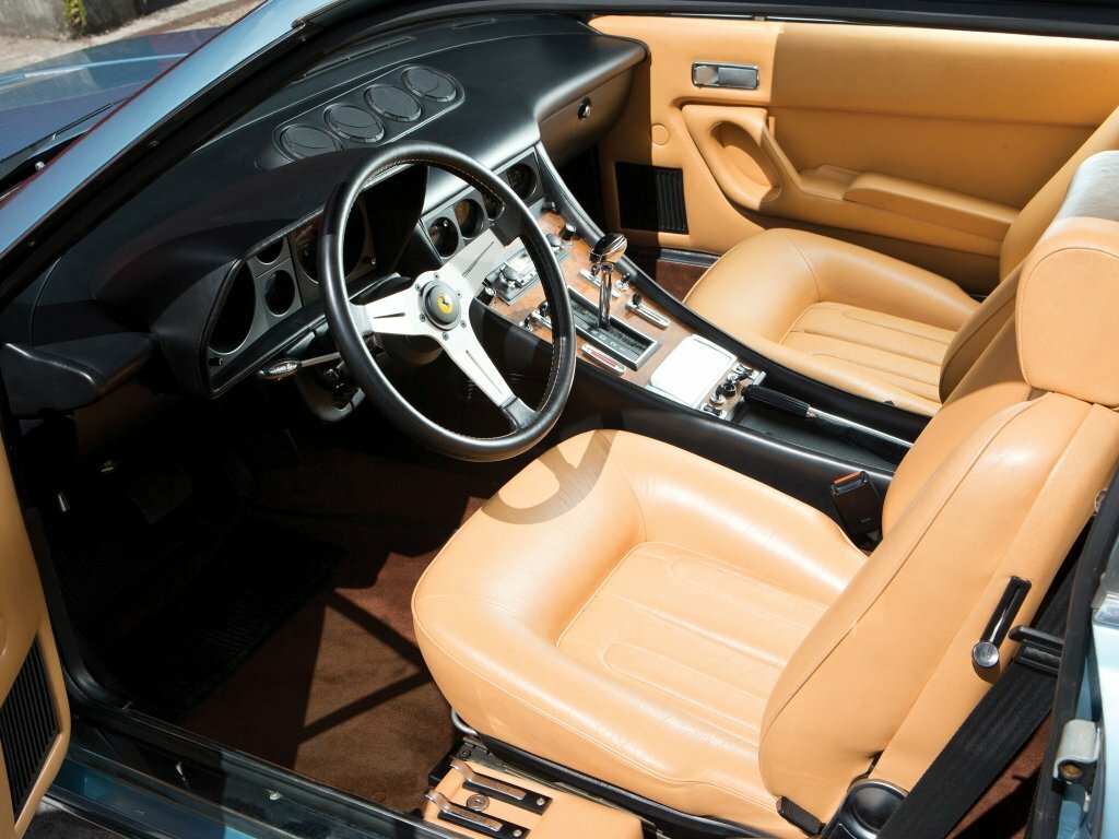 Ferrari 400, 1977, фото 1