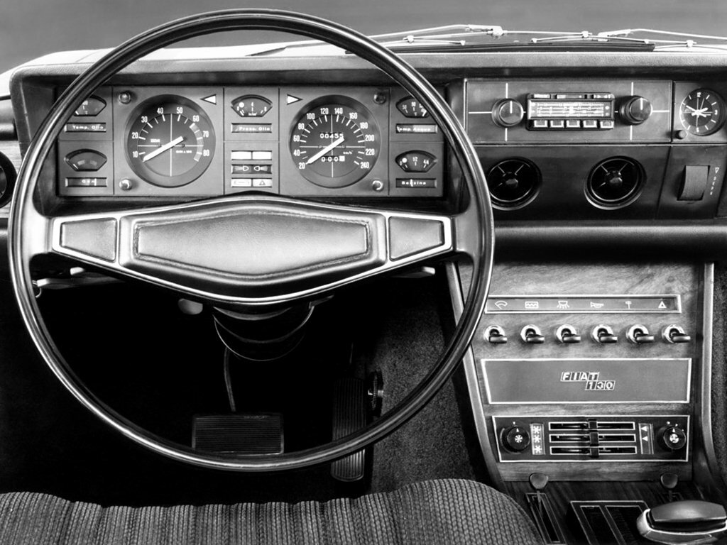 Fiat 130, 1971, фото 2