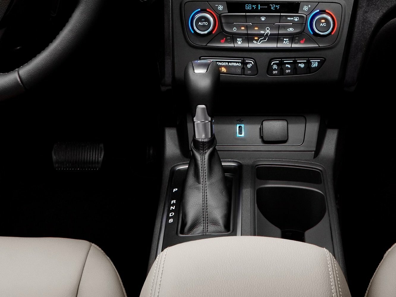 Ford Escape III, 2013, фото 10