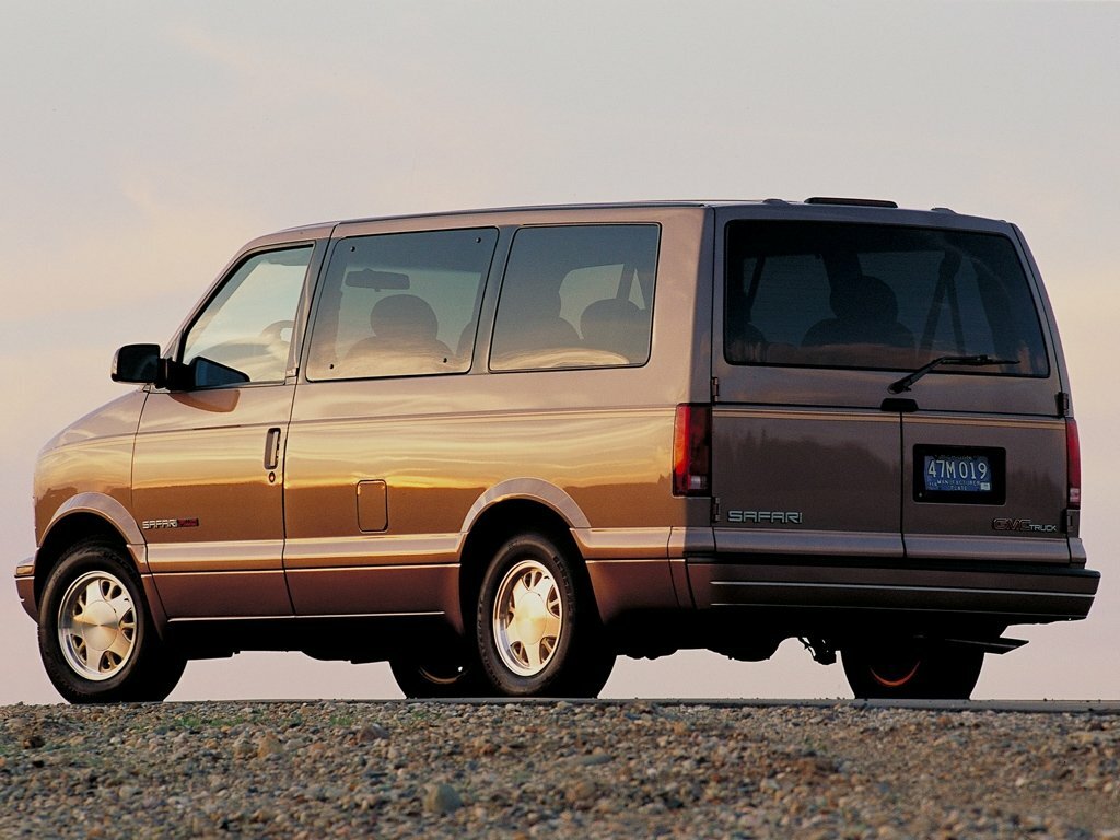 GMC Safari II, 2004, фото 2