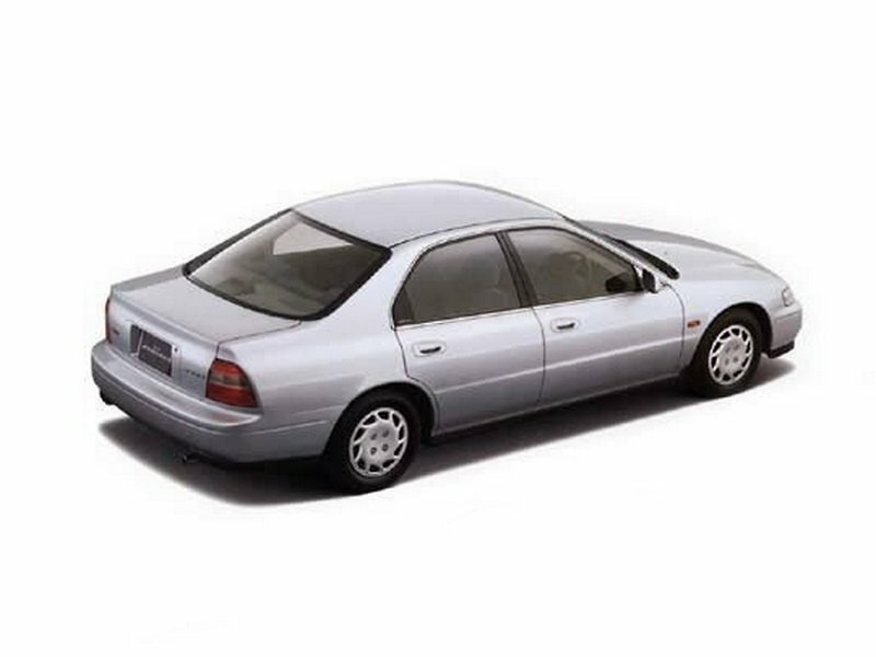 Isuzu Aska III, 1996, фото 2