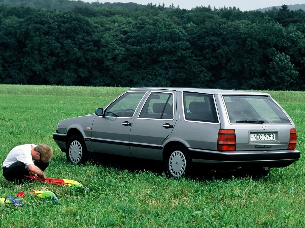 Lancia Thema I, 1990, фото 3