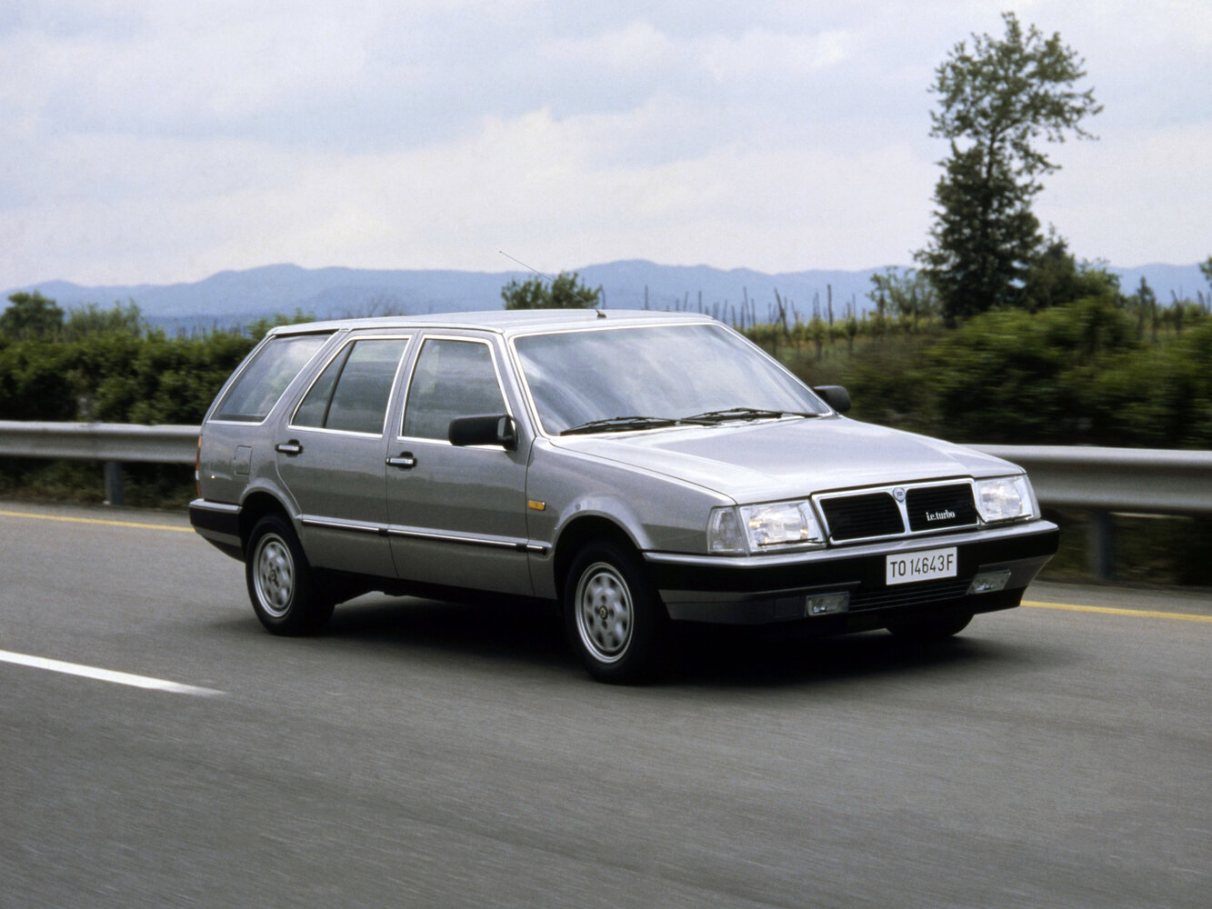 Lancia Thema I, 1990, фото 2