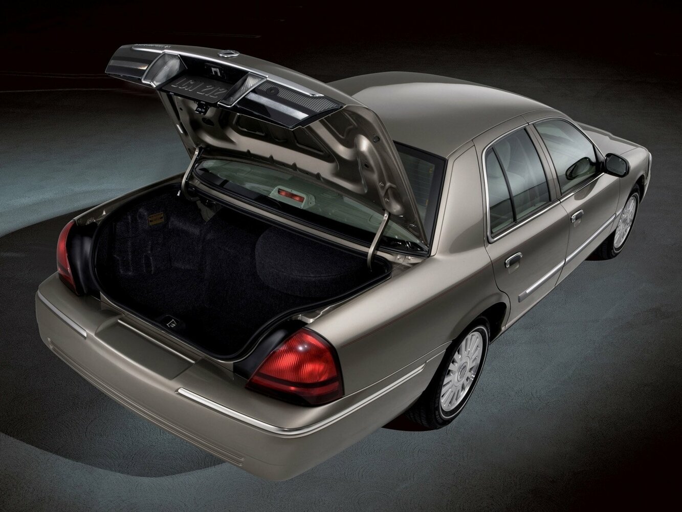 Mercury Grand Marquis IV Рестайлинг, 2009, фото 7