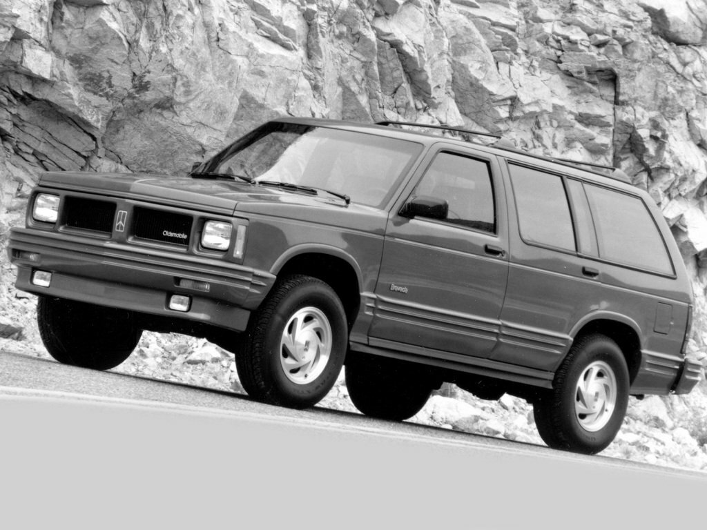 Oldsmobile Bravada I, 1992, фото 3