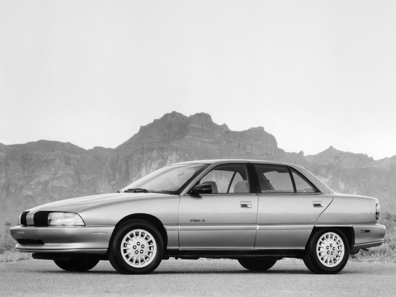 Oldsmobile Achieva, 1996, фото 2
