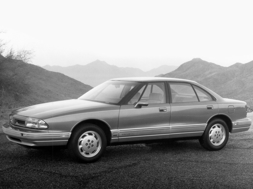 Oldsmobile Eighty-Eight X, 1994, фото 2