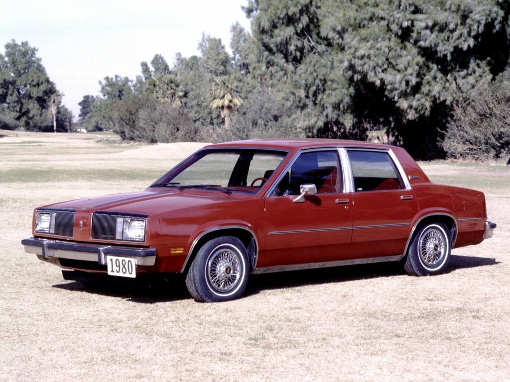 Oldsmobile Omega, 1982, фото 2