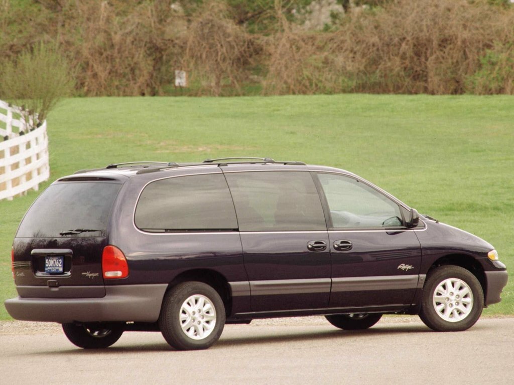 Plymouth Voyager III, 1996, фото 1