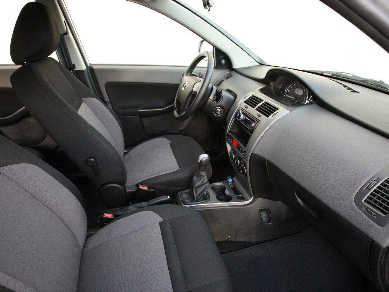 Tata Indica II Vista, 2009, фото 1
