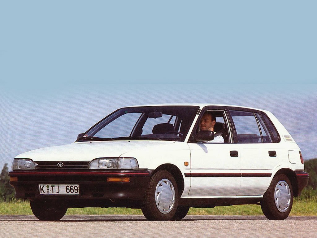 Toyota Corolla VI (E90), 1988, фото 4